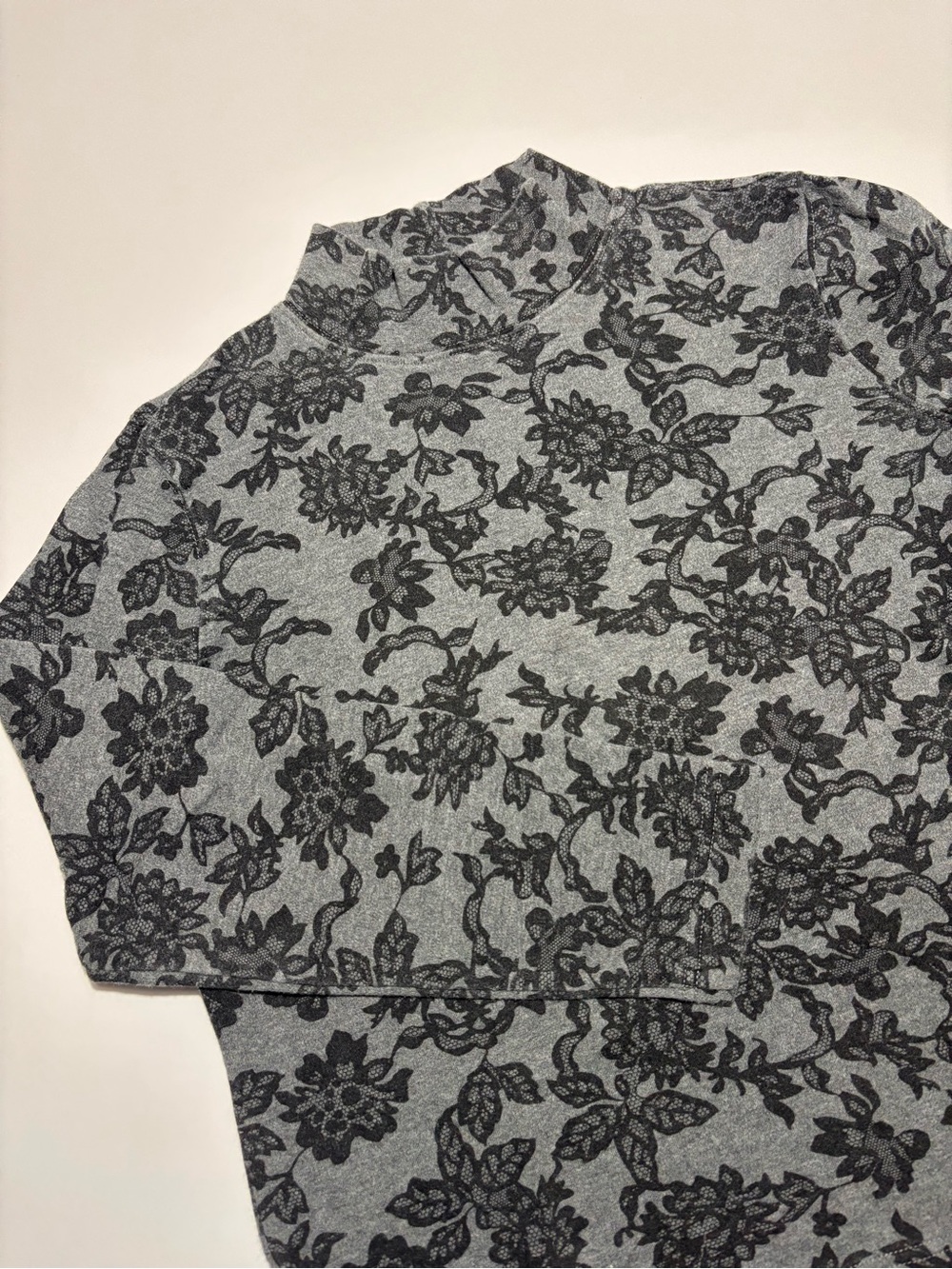 Croft & Barrow Dark Grey & Black Floral Lace Print Cotton Mock Neck Long Sleeve